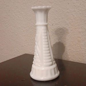 Vintage Milk Glass Bud Vase - Milk Glass Bud Vase - Bud Vase -